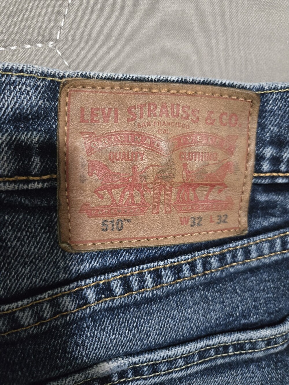 Levi's Men's Skinny Jeans in Washed Blue Denim